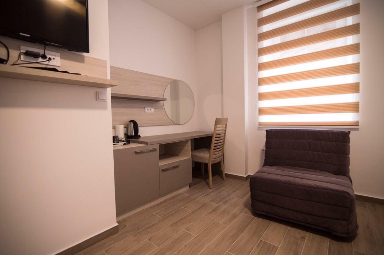 Apartmani Mg Требинье Экстерьер фото