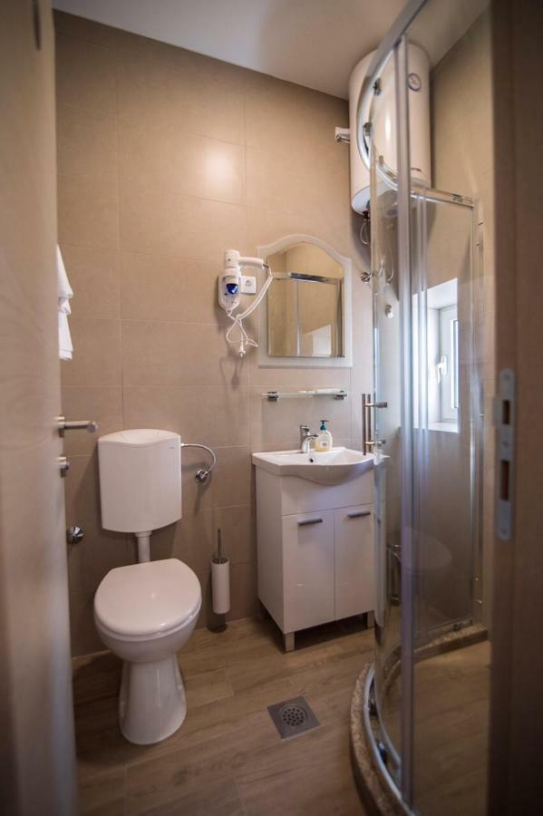Apartmani Mg Требинье Экстерьер фото